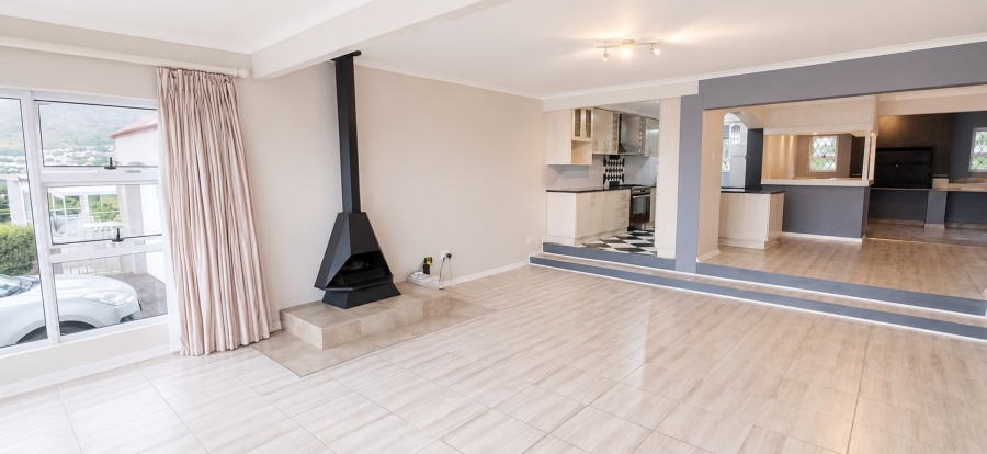 To Let 3 Bedroom Property for Rent in Simons Town Western Cape